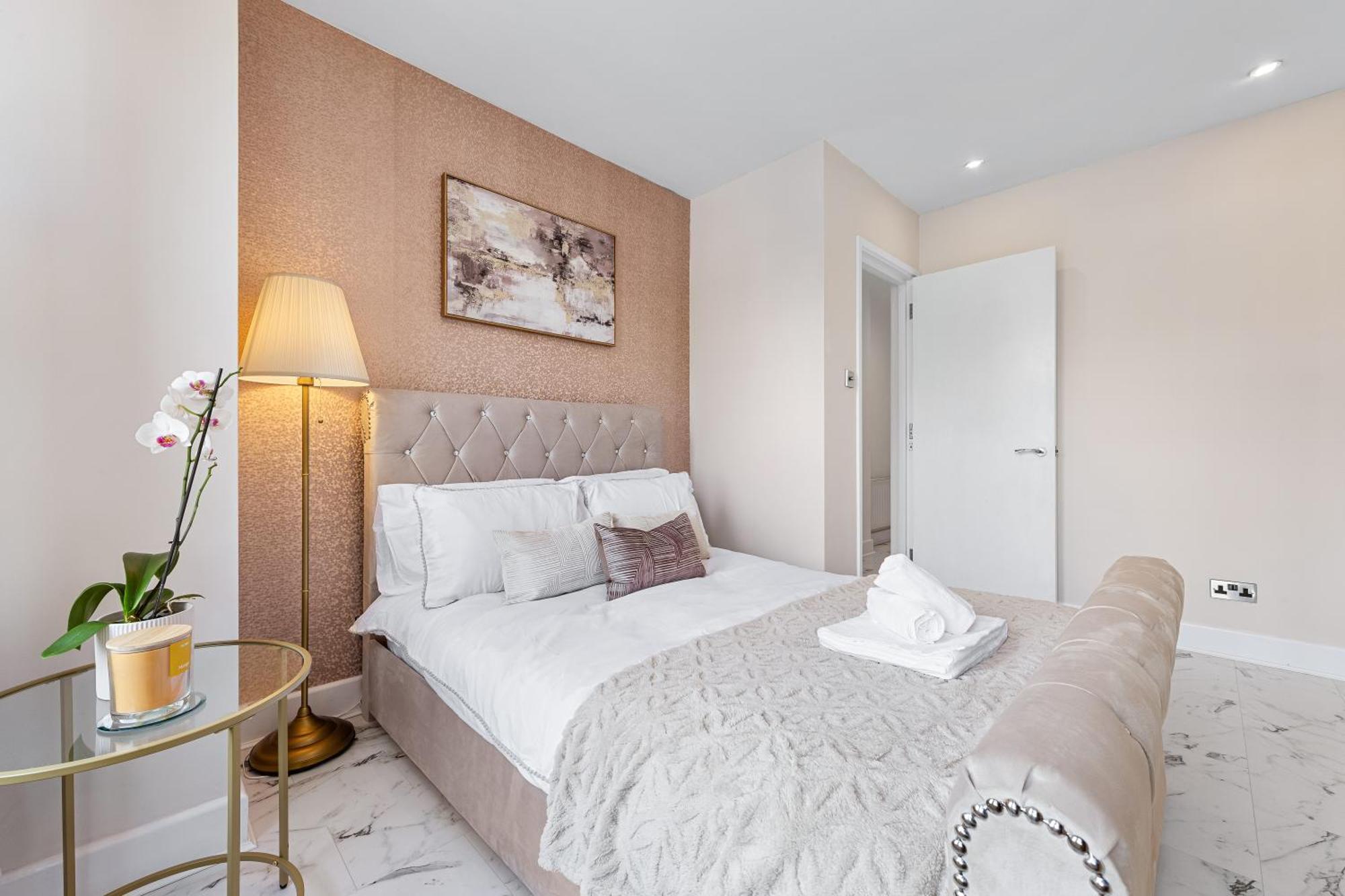 Appartamento Elegant Oasis - 2 Bed - Garden - 65 Inch Tv & Netflix