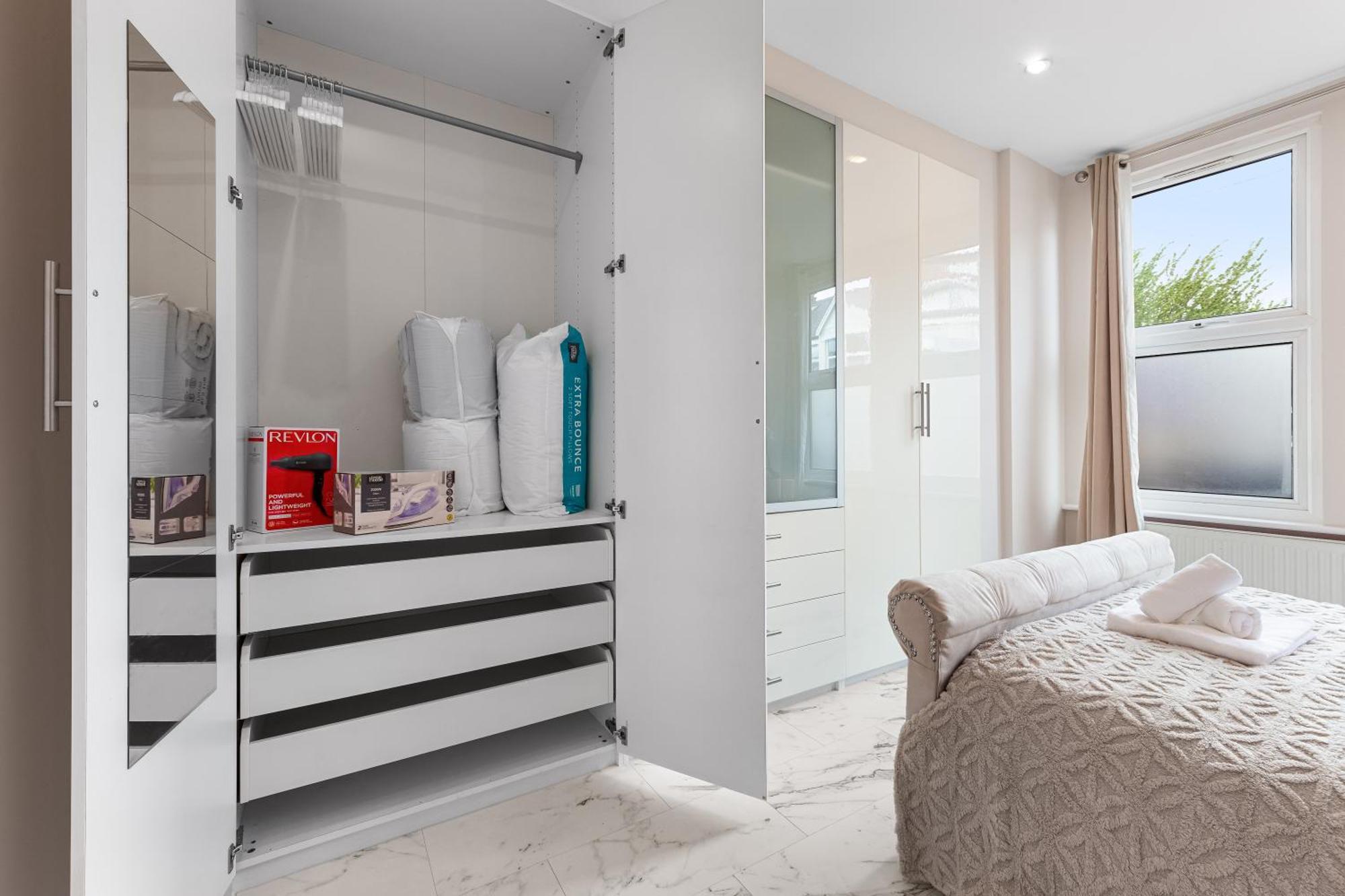 Elegant Oasis - 2 Bed - Garden - 65 Inch Tv & Netflix Londra